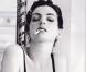 PHOTOS : Anne Hathaway dévoile son anatomie... et ça vaut le détour !