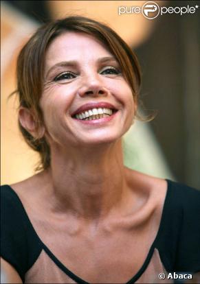 Dans la maison de sa grand-mère, à Malaga, Victoria Abril fait le plein de joie de vivre
