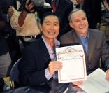George Takei le jour de son mariage avec son compagnon