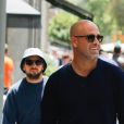 Bar Refaeli, enceinte et son mari Adi Ezra se promènent lors de leurs vacances à Barcelone, le 26 mai 2016. Model Bar Refaeli, pregnant, and her husband, Adi Ezra strolling in Barcelona, on Thursday 26th May, 2016.26/05/2016 - Barcelone