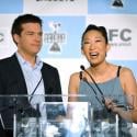 PHOTOS : Sandra Oh, de Grey's Anatomy, une maîtresse de cérémonie... morte de rire !
