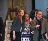 Carla Bruni avec Tandiwe Chama et Bono au 9e Sommet des prix Nobel de la paix