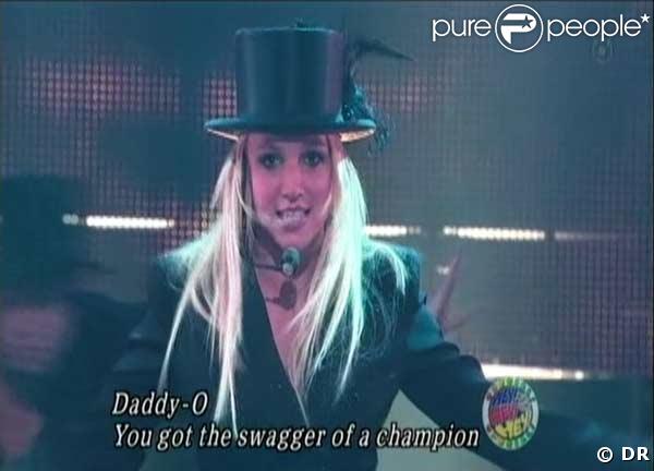 Britney Spears lors de son passage à l'émission nippon Hey Hey Hey !