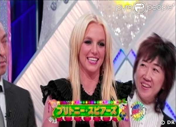 Britney Spears lors de son passage à l'émission nippon Hey Hey Hey !