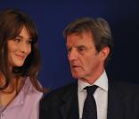 Carla Bruni et Bernard Kouchner lors d'un sommet au Brésil