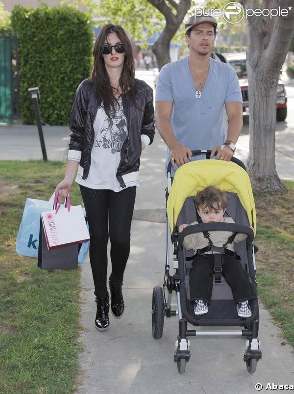 Paz Vega, son époux Orson Salazar et leur fils Orson