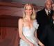 Claudia Schiffer, au Costume Institute Gala, porte une robe Valentino