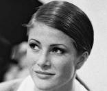 Angie Everhart lors du défilé Jean-Louis Scherrer en 1997