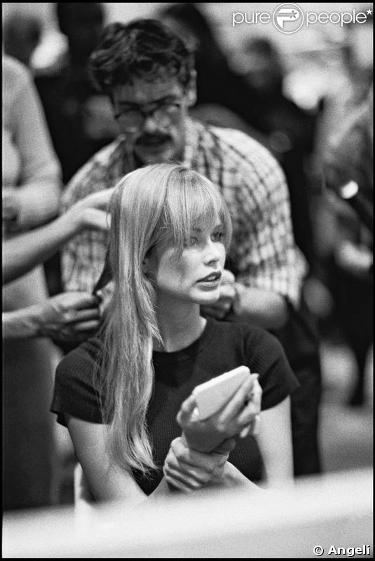 Claudia Schiffer lors du défilé Jean-Louis Scherrer en 1997