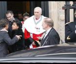 Rachida Dati, la bise de Nicolas Sarkozy pour finir la journée !