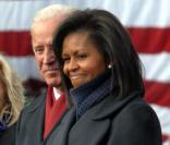 Michelle Obama, dans un manteau Sonia Rykiel, le 17 janvier 2009, lors d'un discours de Barack Obama à Wilmington dans le Delaware.
