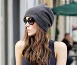 Kate Beckinsale en mode relax   dans les rues de Beverly Hills, le 21 janvier 2009, est prête à se rendre dans ses boutiques préférées. 
