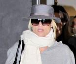 Nicollette Sheridan s'apprête à aller dans une boutique Louboutin