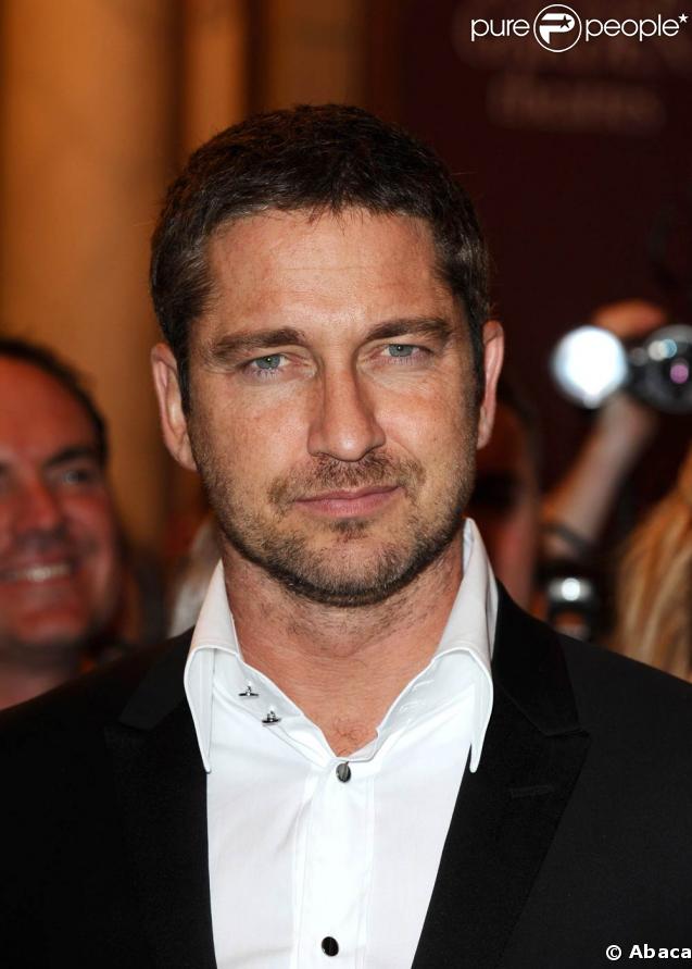 Étant un homme des plus sexy d'Hollywood, trouver une femme n'est pas difficile pour Gerard Butler, mais à 40 ans, il n'arrive simplement pas à les garder. L'acteur se définit comme n'étant 