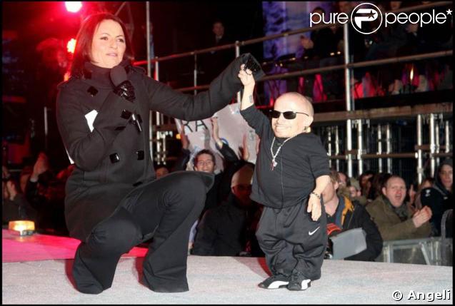 Verne Troyer à la finale de Celebrity Big Brother. 23/01/09