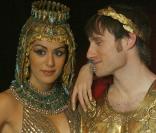 Sofia Essaïdi dans Cléopâtre, la dernière reine d'Egypte, de Kamel Ouali