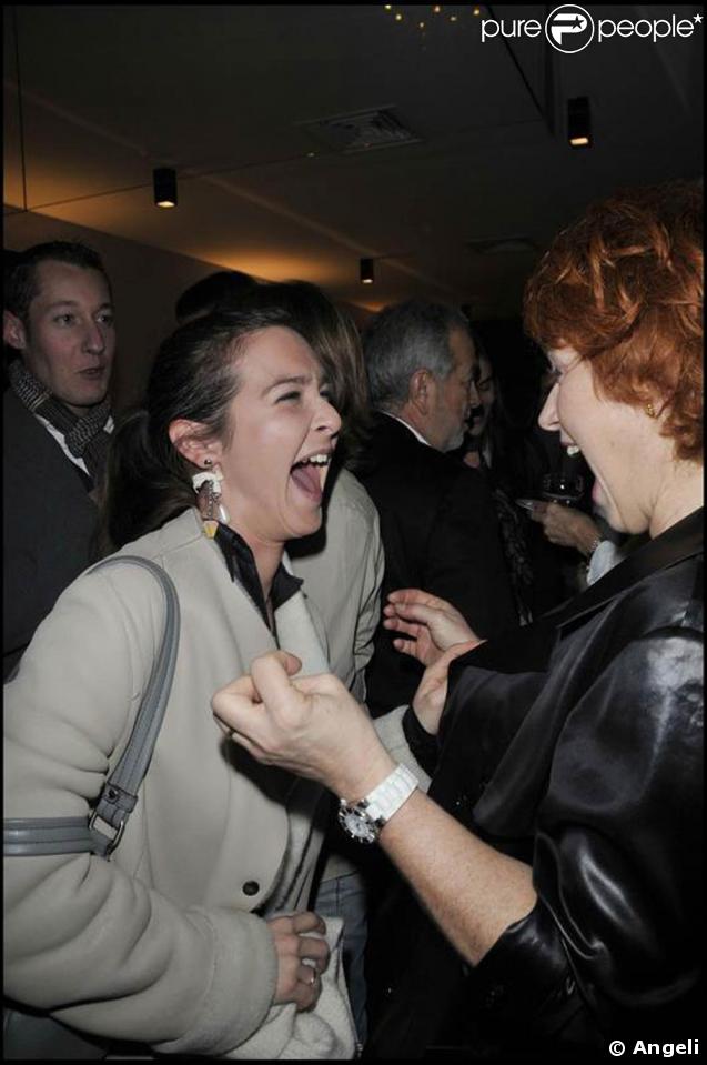Véronique Genest, avec Emmanuelle Boidron, présente sa pièce  Madame Butterlight . 28/01/09