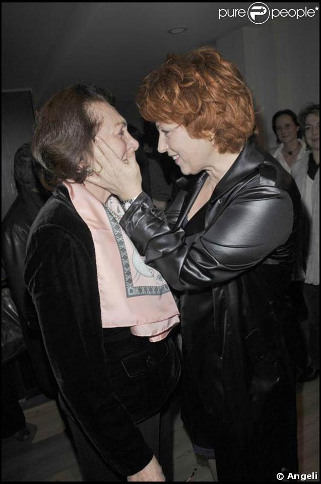 Véronique Genest, avec sa maman, présente sa pièce  Madame Butterlight . 28/01/09