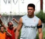 Ronaldo avec les  Corinthians à Sao Paulo, hier  