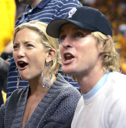 Kate Hudson et Owen Wilson assistent à un match de basket à Los Angeles en mai 2007