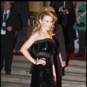 Kylie Minogue : ravissante sur tapis rouge... mais toujours seule !