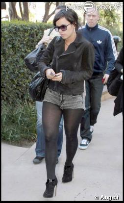 Lily Allen, toute triste à Londres... 18/02/09