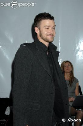 Justin Timberlake est venue avec sa chérie Jessica Biel qui n'est jamais bien loin... Fans de mode eux aussi!