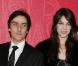 Aussi glamour que Mr and Mrs Smith (dans le film du même nom), Yvan Attal et son épouse Charlotte Gainsbourg ont ravi les photographes ! 
