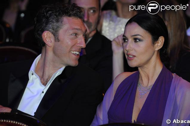 Moica Bellucci rayonnante à côté de son mari Vincent Cassel aux Césars 2009 