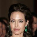 Angelina Jolie, sublime en blonde, divine en brune... son prochain film promet !!! Regardez !