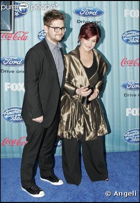 Sharon Osbourne n'aurait pas raté cette petite fête, aussi est-elle venue avec son fils Jack, à la grande soirée "American Idol Top 13", qui s'est tenue le 5 mars 2009 à l'Area de Los Angeles.