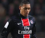 Guillaume Hoarau... l'un des meilleurs joueurs du club de la capitale cette saison... et seulement 15e salaire du Paris-Saint-Germain !