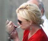Britney Spears arrivant à l'aéroport de McComb dans le Mississippi le 27 février 2009 avec ses fils Sean Preston et Jayden James et son frère Bryan