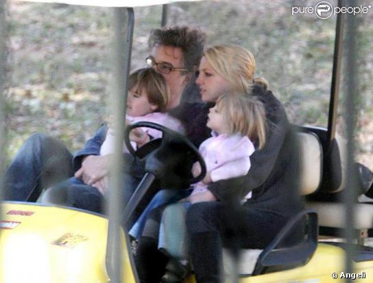Britney Spears passe l'après-midi avec ses fils Sean Preston et Jayden James à Los Angeles le 1er mars 2009