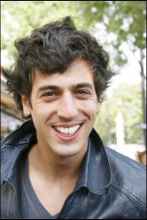 Vous allez prendre... grâce à Max Boublil