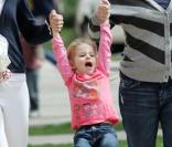 Violet Affleck visite sa nouvelle école à Los Angeles avec sa mère et une nounou 