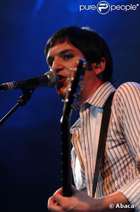 Brian Molko et Placebo retrouvent leur place au soleil avec  Battle for the sun 