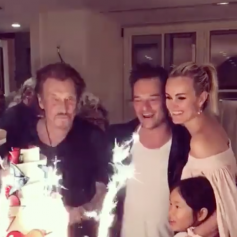 Le 16 juin 2017 sur Instagram, Laeticia Hallyday avait publié une vidéo pour l'anniversaire de Johnny, qui fêtait ses 74 ans. Le Taulier était entouré d'une famille soudée. Son fils David et sa femme Laeticia affichaient un front uni.