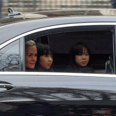 Laeticia Hallyday et ses filles Jade et Joy après les obsèques de Johnny Hallyday à Paris, le 9 décembre 2017. © Coadic Guirec/Bestimage