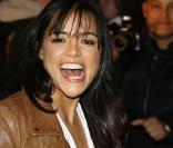 Michelle Rodriguez... aïïïïe !!! Me suis coincée la mâchoire ! Lors de l'avant-première de 