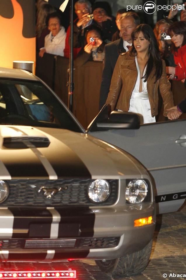 Michelle Rodriguez... un petit tour avant la projo ? Lors de l'avant-première de 