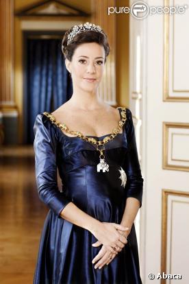 Marie de Danemark pose au Palais Amalienborg