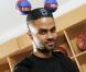 Tony Parker et ses oreilles de Mickey en... ballons de basket ! What Else ? 