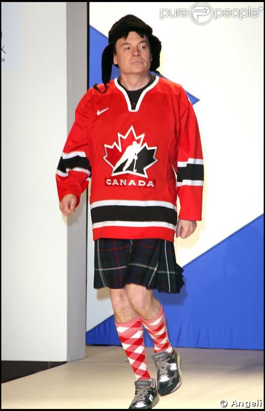 Mike Myers lors de la soirée de charité Dress to Kilt organisée par Sean Connery et sa femme Lady Micheline le 30 mars 2009