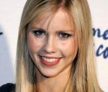 L'actrice autralienne Claire Holt lors de la soirée de charité Dress to Kilt organisée par Sean Connery et sa femme Lady Micheline le 30 mars 2009