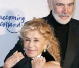 Sean Connery et sa femme lady Micheline lors de la soirée de charité Dress to Kilt le 30 mars 2009