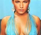 La superbe Kelly Brook, en couverture de 
