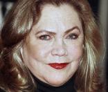 Kathleen Turner présente son autobiographie ' Send Yourself Roses :  My Life' en mars 2008