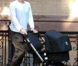 Chris Martin va-t-il pouvoir ressortir la poussette ?