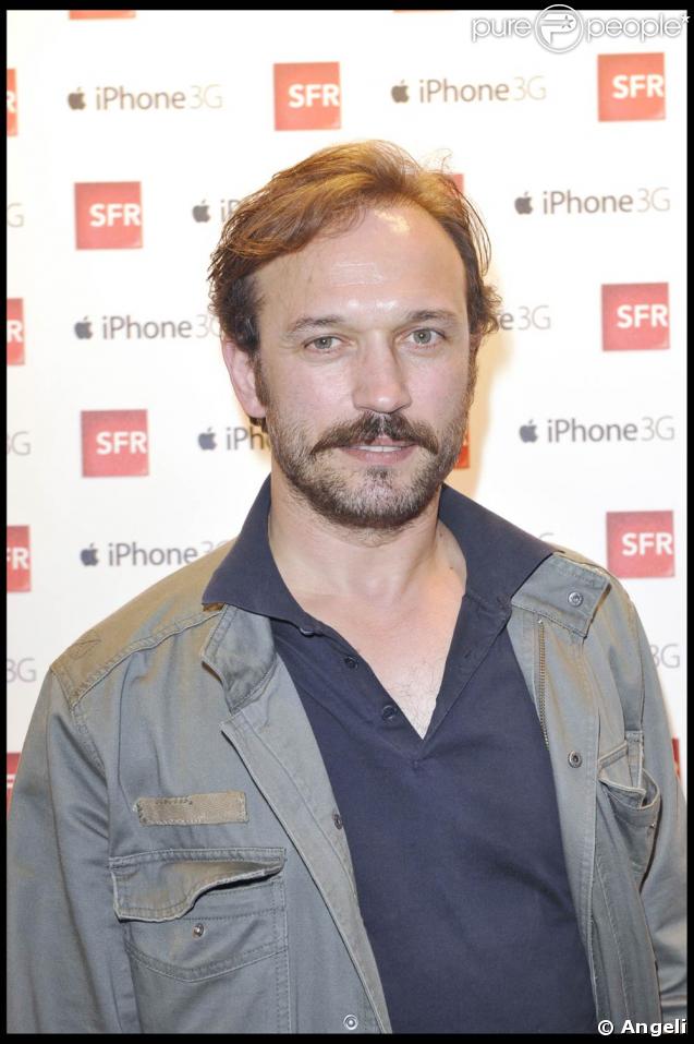 Vincent Perez, au Studio SFR, à l'occasion du lancement de l'iPhone 3G, le 7 avril 2009 !